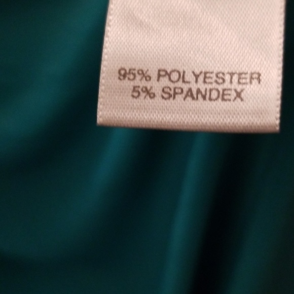 Dress - Picture 4 of 4